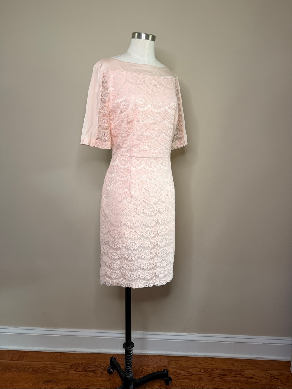 ANTONIO MELANI Pale Peach Pink Lace Sheath Midi Dress, Size M